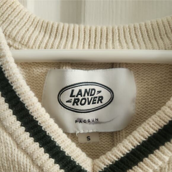 Womans Land Rover V Neck Pullover cotton Vest cream Pacsun Size Small Crop - Picture 3 of 5